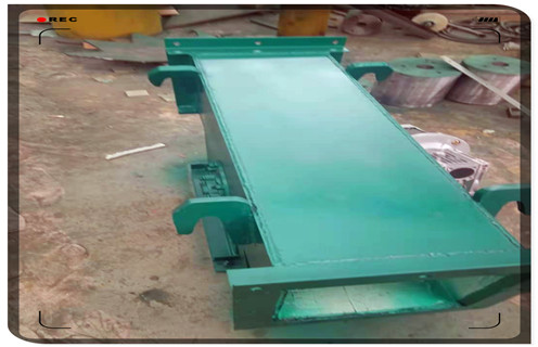 管道式永磁除鐵器，管道式永磁自動除鐵器與干粉永磁筒式磁選機(jī)_內(nèi)部構(gòu)造結(jié)構(gòu)圖_管道式永磁自動除鐵器與干粉永磁筒式磁選機(jī)廠家工作原理_安裝示意圖