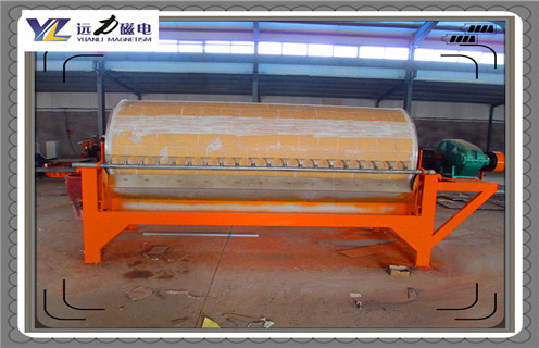 永磁滾筒磁選機(jī)，濰坊為您詳解永磁滾筒磁選機(jī)的結(jié)構(gòu)及組成原理！_磁鐵如何分布_濰坊為您詳解永磁滾筒磁選機(jī)的結(jié)構(gòu)及組成原理！不吸鐵如何處理