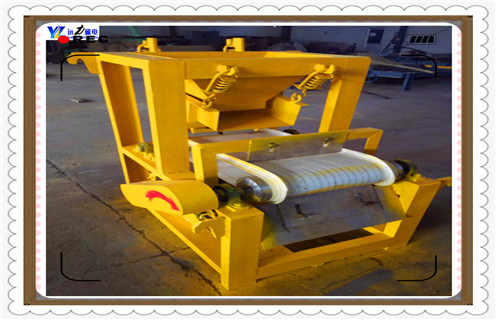 干式磁選機(jī)，贛州貧礦干式磁選機(jī)_跑礦原因_錳礦贛州貧礦干式磁選機(jī)一般是多少_生產(chǎn)廠家