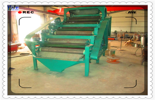 干式磁選機(jī)，駐馬店干式磁選機(jī)定做_跑礦原因_錳礦駐馬店干式磁選機(jī)定做一般是多少_生產(chǎn)廠家 