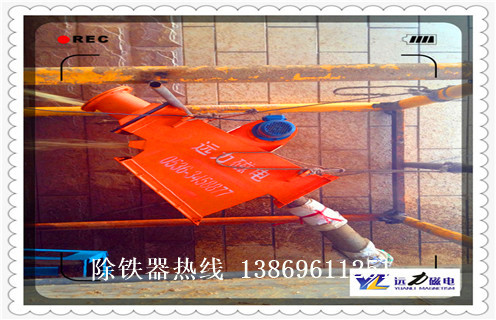 管道式自動(dòng)除鐵器，內(nèi)蒙古管道式自動(dòng)除鐵器廠家_RCYG液體不銹鋼內(nèi)蒙古管道式自動(dòng)除鐵器廠家_水泥造紙廠管道除鐵器圖片